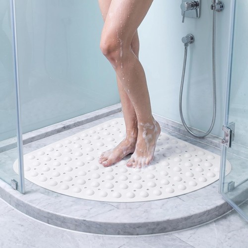 Corner shower mat non - shower,